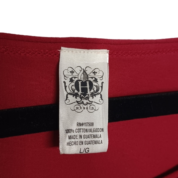 HYBRID Burgundy Red Black Silver Feather Print Fringe Short Sleeve Top Large NWT - Picture 5 of 7